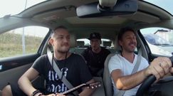 "The Voice of Poland": Piasek, Tomson i Baron śpiewają w samochodzie