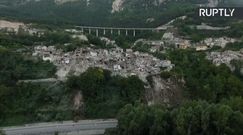 Miejscowość Pescara del Trono po katastrofalnym trzęsieniu ziemi we Włoszech. Zdjęcia z drona