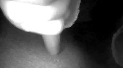 Zniszczył młotkiem kamerę monitoringu