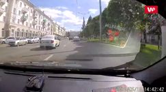 Zobaczyli, że jedzie. Nic nie mogli zrobić