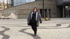Dominika Gwit "nie w sosie" opuszcza budynek TVP