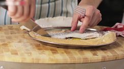 Okoń morski pieczony w soli. Genialny sposób na rybę