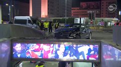 Samochód wpadł do przejścia podziemnego w stolicy 