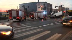 Katowice: Autobus zderzył się z tirem