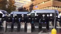 Protesty w Warszawie. Policja otoczyła Nowogrodzką