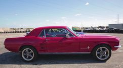 "Moto mity". Za kierownicą muscle carów