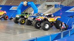 Parkowanie monster trucka Hot Wheels Racing #1