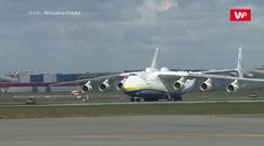 Antonow ze sprzętem medycznym wylądował. Największy samolot świata w Polsce