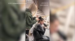 Mandaryna poprawia fryzurę Annie Świątczak