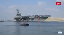 Lotniskowiec USS Dwight D. Eisenhower przepłynął przez Kanał Sueski