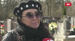 Byliśmy na grobie Krawczyka. Ewa Krawczyk: "Nie radzę sobie"