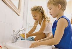 Jak urządzić łazienkę dla dzieci? Aranżacja łazienki dostosowanej do potrzeb maluchów