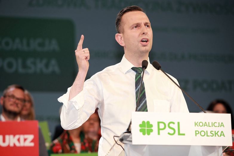 Prezes PSL Władysław Kosiniak-Kamysz przemawia podczas krajowej konwencji wyborczej. 