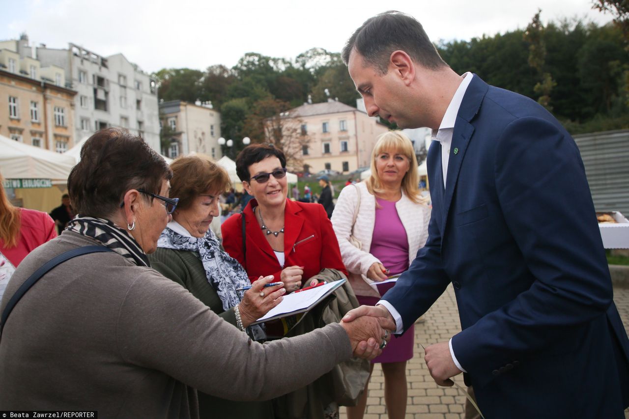 Emerytura bez podatku. Seniorzy mogą sporo zyskać