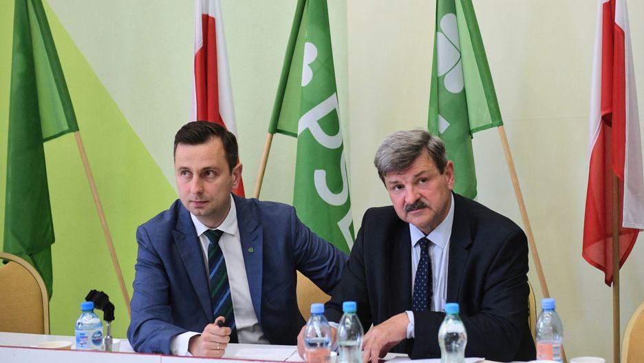 Obóz władzy chwali, a opozycja żałuje decyzji PSL