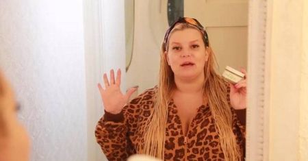 Jessica Simpson w ciąży. Piosenkarka pozuje z wielkim brzuchem