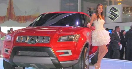 Nowości Suzuki na targach w New Delhi