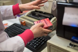 Koronawirus. Rząd rozszerza zakaz wywozu leków. Na liście Ibuprom i Apap