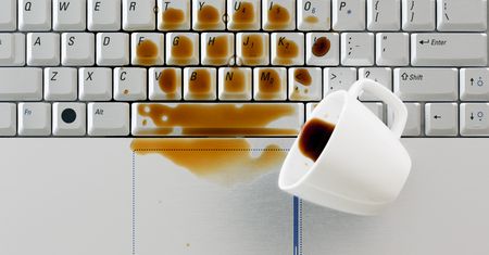 Pies upuścił mi tablet. Najbardziej absurdalne próby wyłudzenia odszkodowania