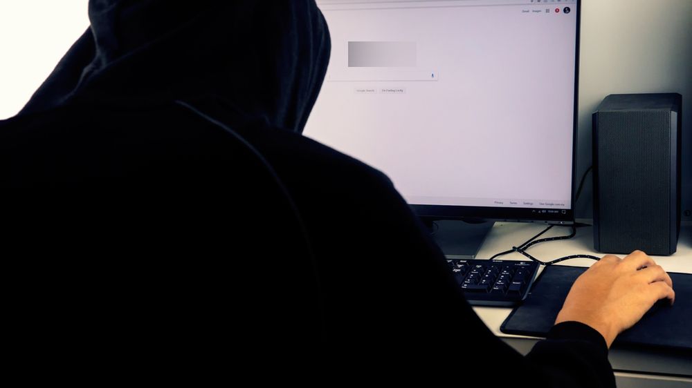 Resort cyfryzacji bierze się za oszustów wykorzystujących obawy przed pandemią koronawirusa.