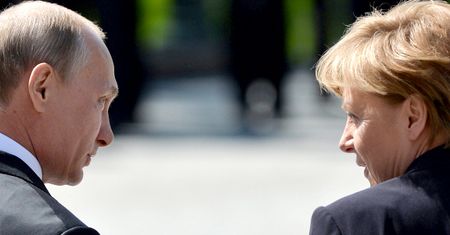 Rozmowy Merkel-Putin. Przełom w stosunkach z Rosją?