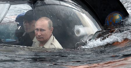 Rosja. Władimir Putin zanurkował. W Bałtyku była niespodzianka od nazistów