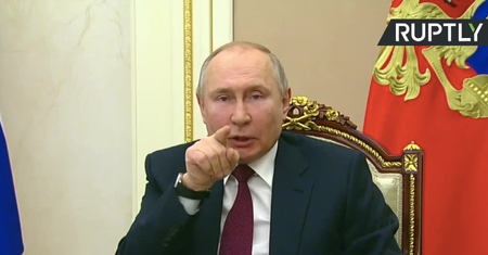 “Kto się przezywa, ten sam się tak nazywa”. Putin odpowiada Bidenowi po słowach o “zabójcy” i “życzy zdrowia”