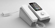 Stacjonarny iPhone - stacja dokującą w stylu retro