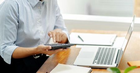 Jakie były wydatki w budżecie w 2020 roku wobec 2019 r.?