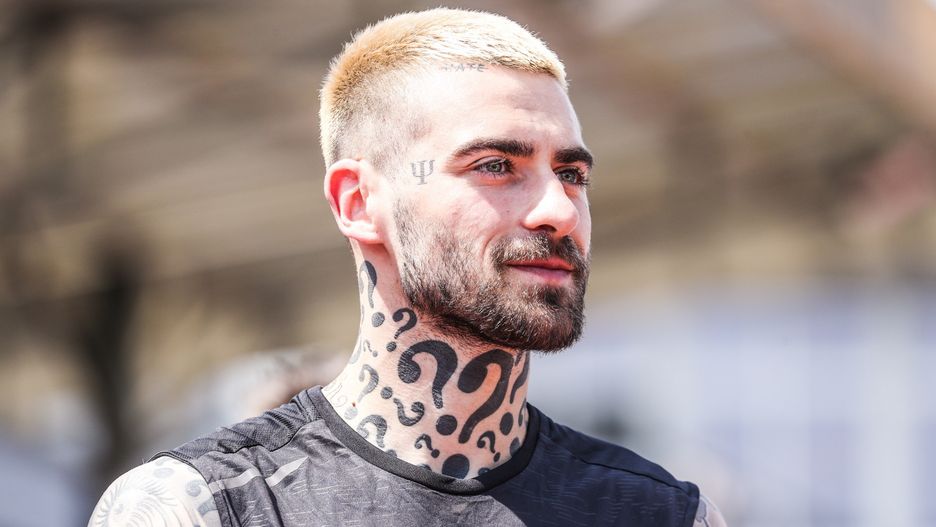 Quebonafide przed przemianą w "Romantic Psycho"