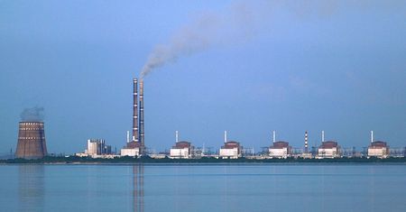 Rosjanie zaminowali brzeg zbiornika kachowskiego obok elektrowni atomowej.