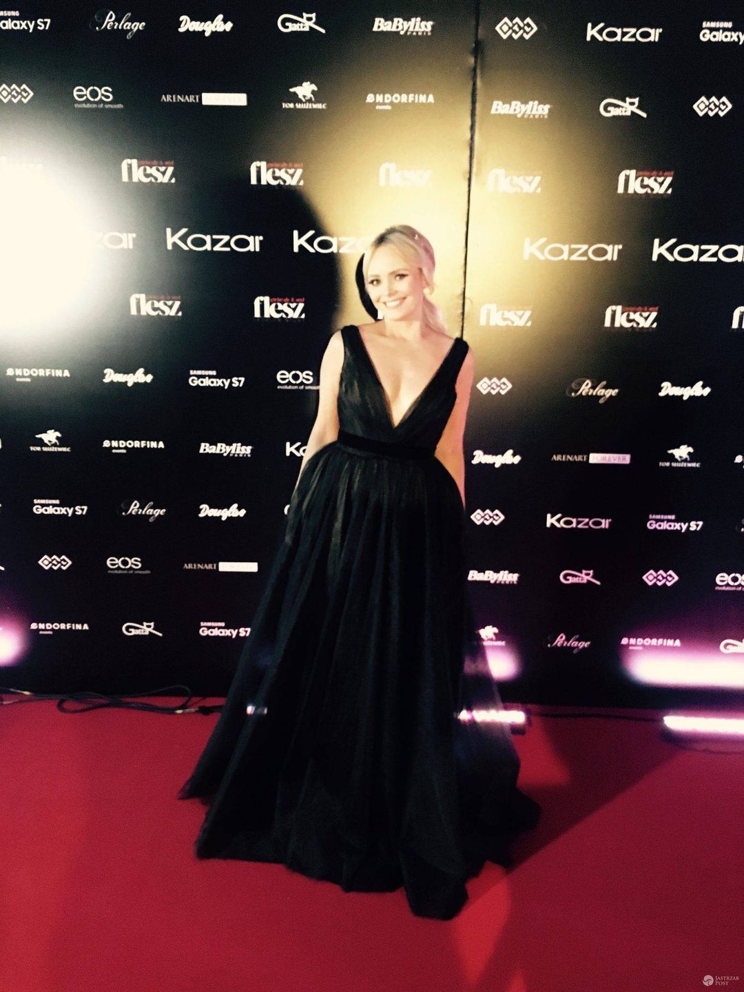 Agnieszka Jastrzębska na imprezie marki Kazar. Suknia: Laurelle, torebka i buty Kazar. Zdjęcia stylizacji