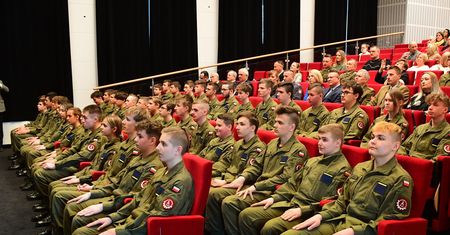 Ślubowanie kadetów pierwszych klas wojskowych