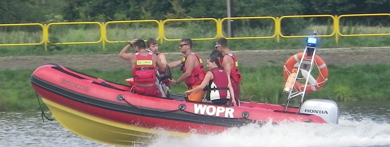 Tragiczny Wypadek na Mazurach: 82-latka Utonęła w Jeziorze Soltmany