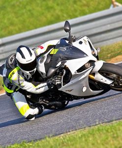 Yamaha R1: królowa ścigaczy?