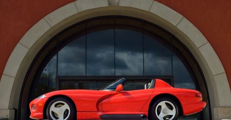 Ferrari, Porsche, Jaguar: najlepszą lokatą kapitału
