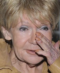 Maria Czubaszek: Operacja plastyczna jej nie pomogła?