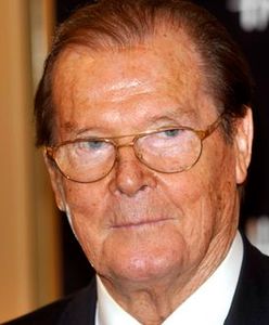 Roger Moore już się nie opala