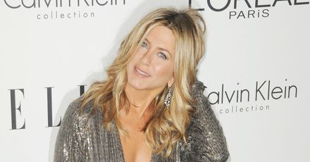 Jennifer Aniston za młoda do roli matek?