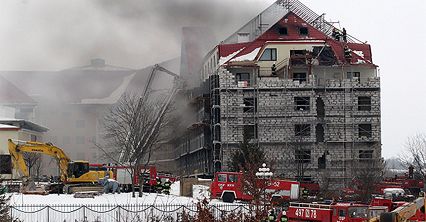 Pożar hotelu Gołębiewski w Mikołajkach