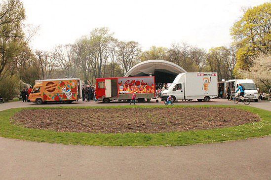 Warszawski Festiwal Foodtrucków w Parku Praskim