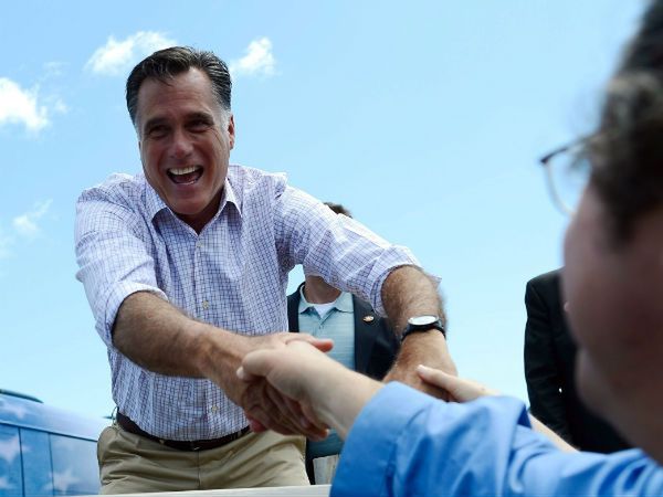 Wybory w USA: Mitt Romney tłumaczy swą porażkę "prezentami wyborczymi" Baracka Obamy