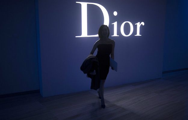 Sprzątaczce Gazpromu skradziono torebkę Diora z krokodylej skóry wartą tysiące dolarów