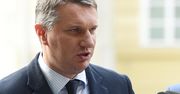 Partia KORWiN złożyła w kancelarii premiera 30 tys. podpisów przeciw przyjmowaniu uchodźców