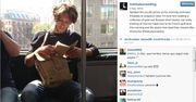 "Czytające ciacha" - moda, która podbija Instagram