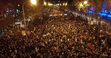 Hiszpania: „Dość!” Setki tysięcy protestujących przeciwko stanowi systemu opieki zdrowotnej w Madrycie.