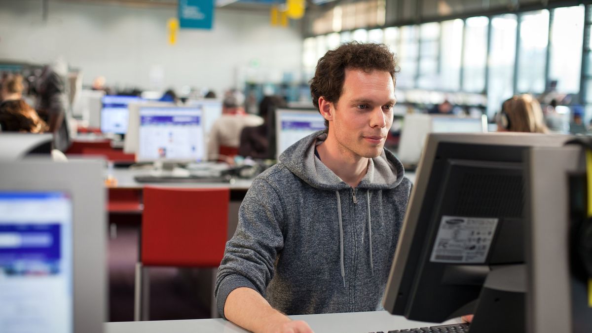 W ocenie rządu z rozwiązania ma skorzystać ponad 2 mln ludzi młodych.