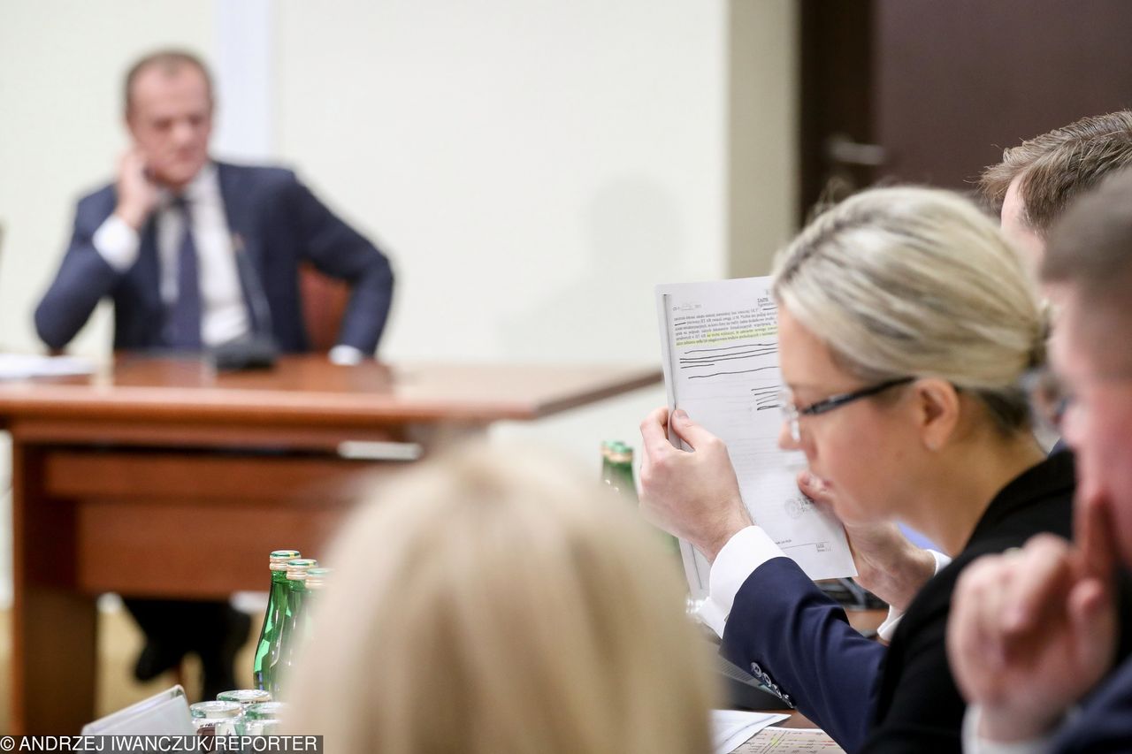 Trik Tuska i manipulacja Wassermann. Ekspert od mowy ciała o kulisach przesłuchania 