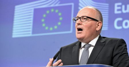 Europosłanka PO Róża Thun krytykuje rząd za wojnę z Timmermansem