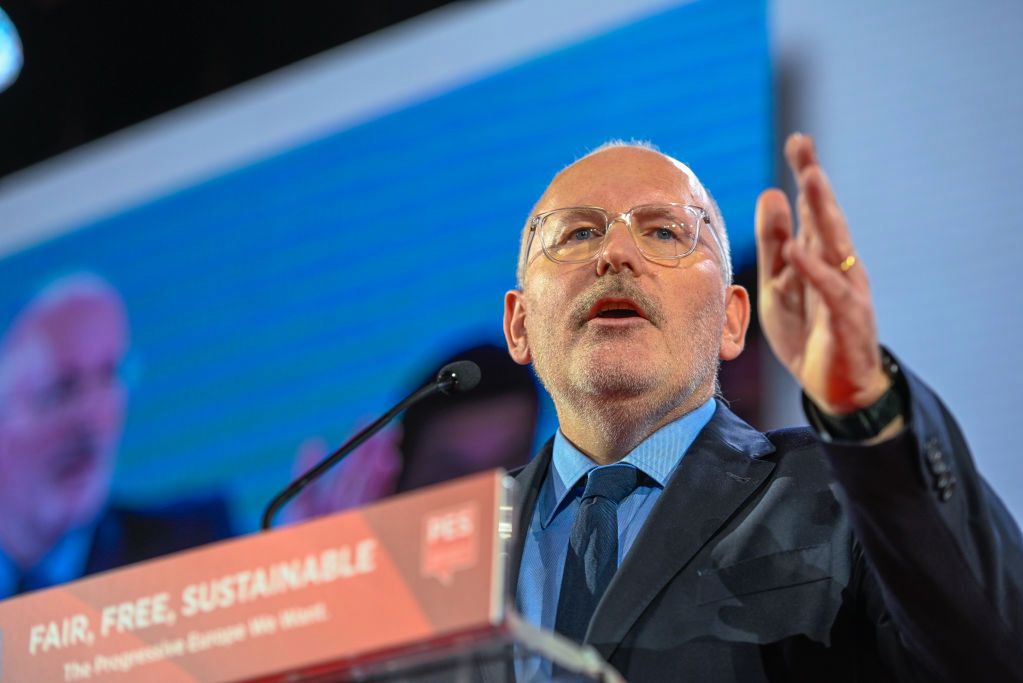 Frans Timmermans o "polskim przemyśle". "Zatruwa środowisko"